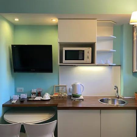 Luna Rossa Bed & Breakfast 3*